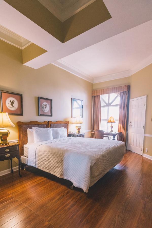 Governors Inn Hotel Таллагассі Екстер'єр фото